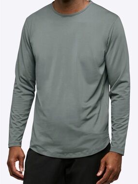 Cuts Men’s AO Long Sleeve Curve Hem Long Sleeve Tee XXL
